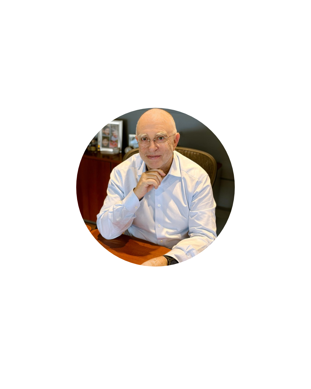 Dr. Andreas Zervos